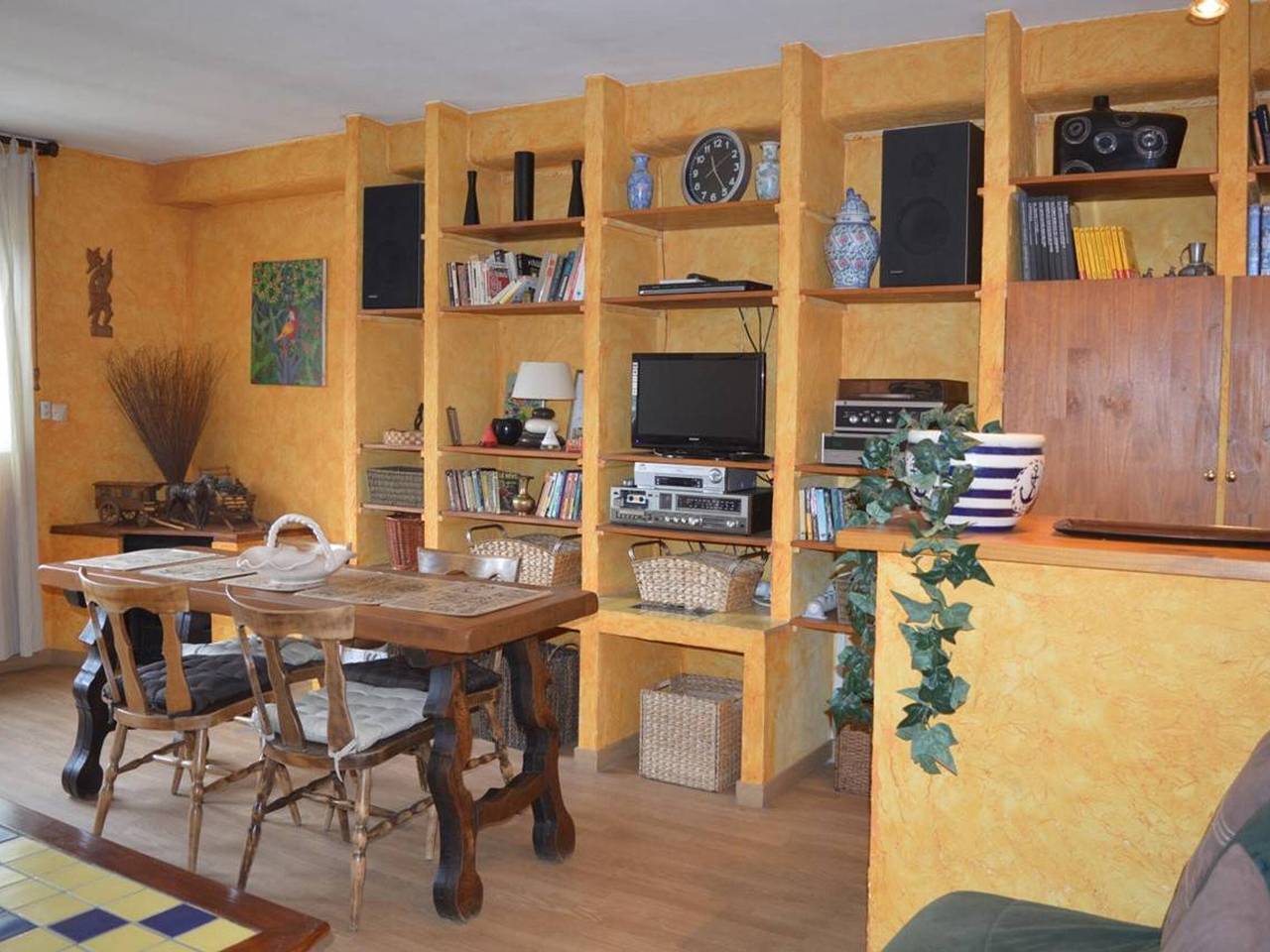 Entire apartment, 2-room apartment, sleeps 4, parking, Banyuls-sur-Mer in La Côte Vermeille, Banyuls-sur-Mer