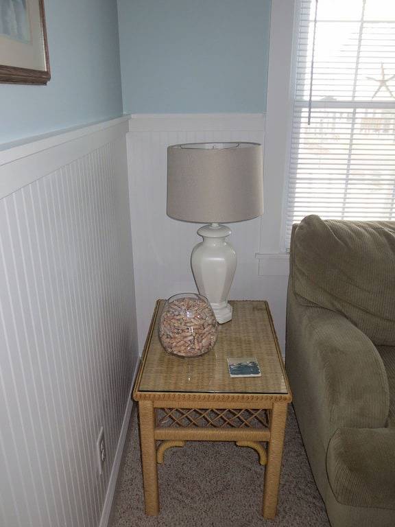 Wunderbare Lage, mitten auf der Insel! Kurzer Spaziergang zum Strand, Pier und Inselmarkt. in Sunset Beach (NC), Brunswick County