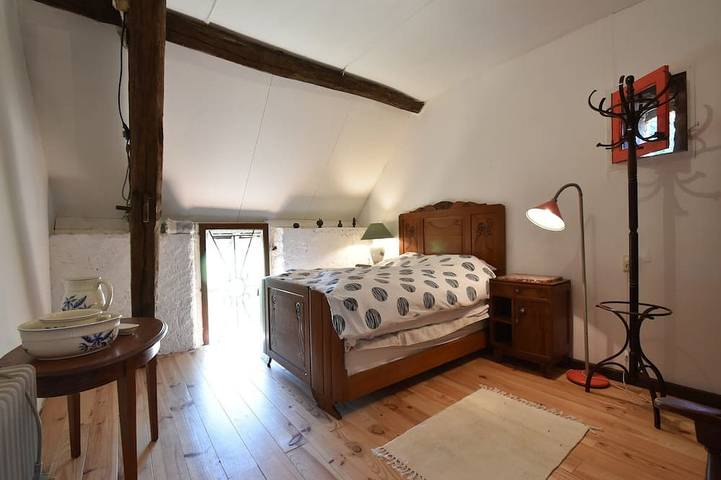 Location de vacances pour 7 personnes, avec jardin, animaux acceptés à Decize - 4