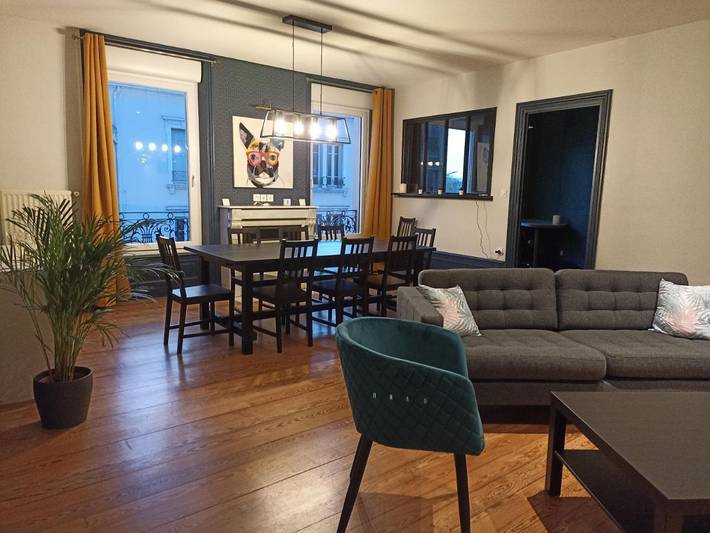 Appartement de vacances pour 12 personnes, avec Balcon