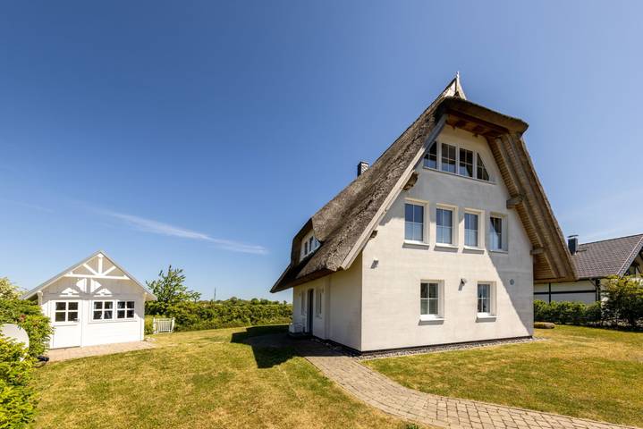 Ferienhaus für 6 Personen, mit Terrasse und Sauna sowie Garten und Whirlpool in Dranske