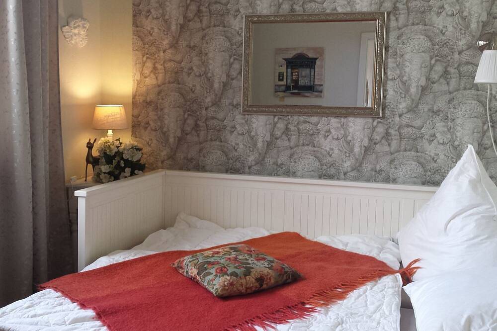 Mit Garten, Grill und Terrasse in Caputh, Schwielowsee