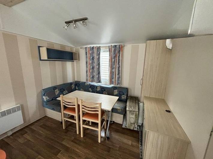 Location de vacances pour 7 personnes, avec piscine et terrasse, animaux acceptés dans Lac du Laouzas - 4