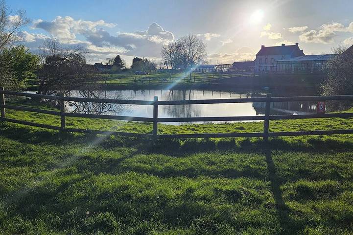 Camping pour 4 personnes à Litteau