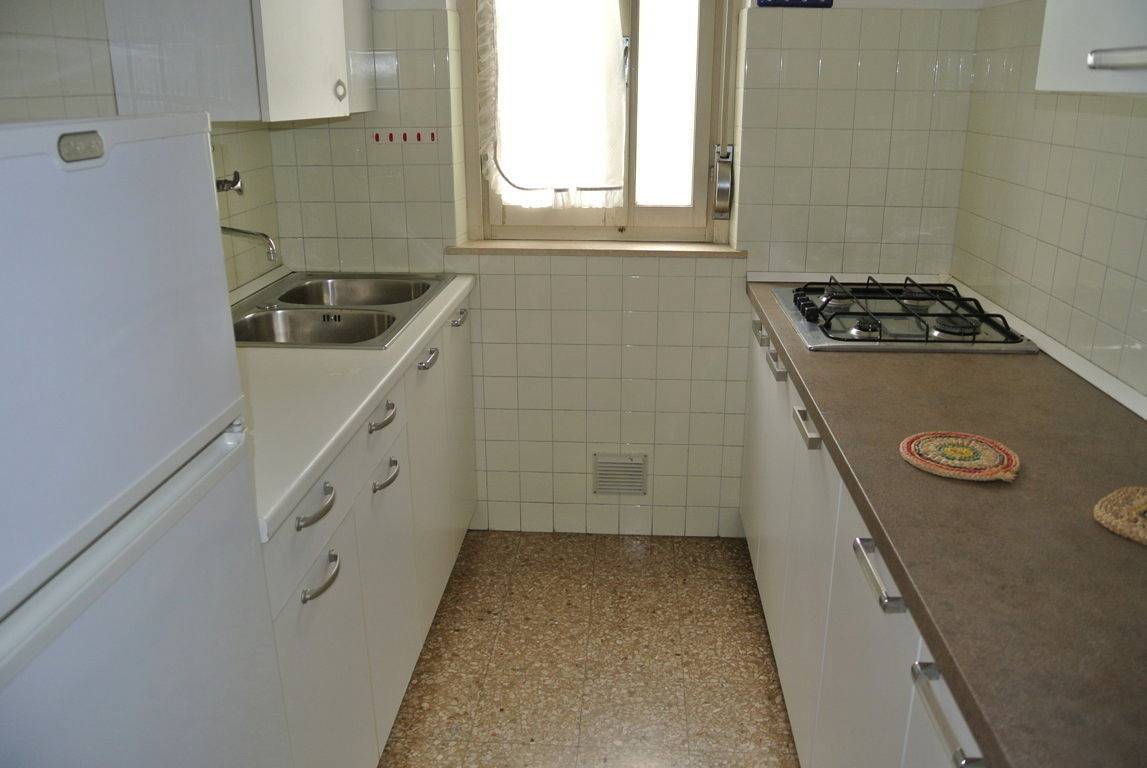 Appartement entier, Appartement de vacances pour 6 personnes avec jardin in Lignano Pineta, Lignano Sabbiadoro