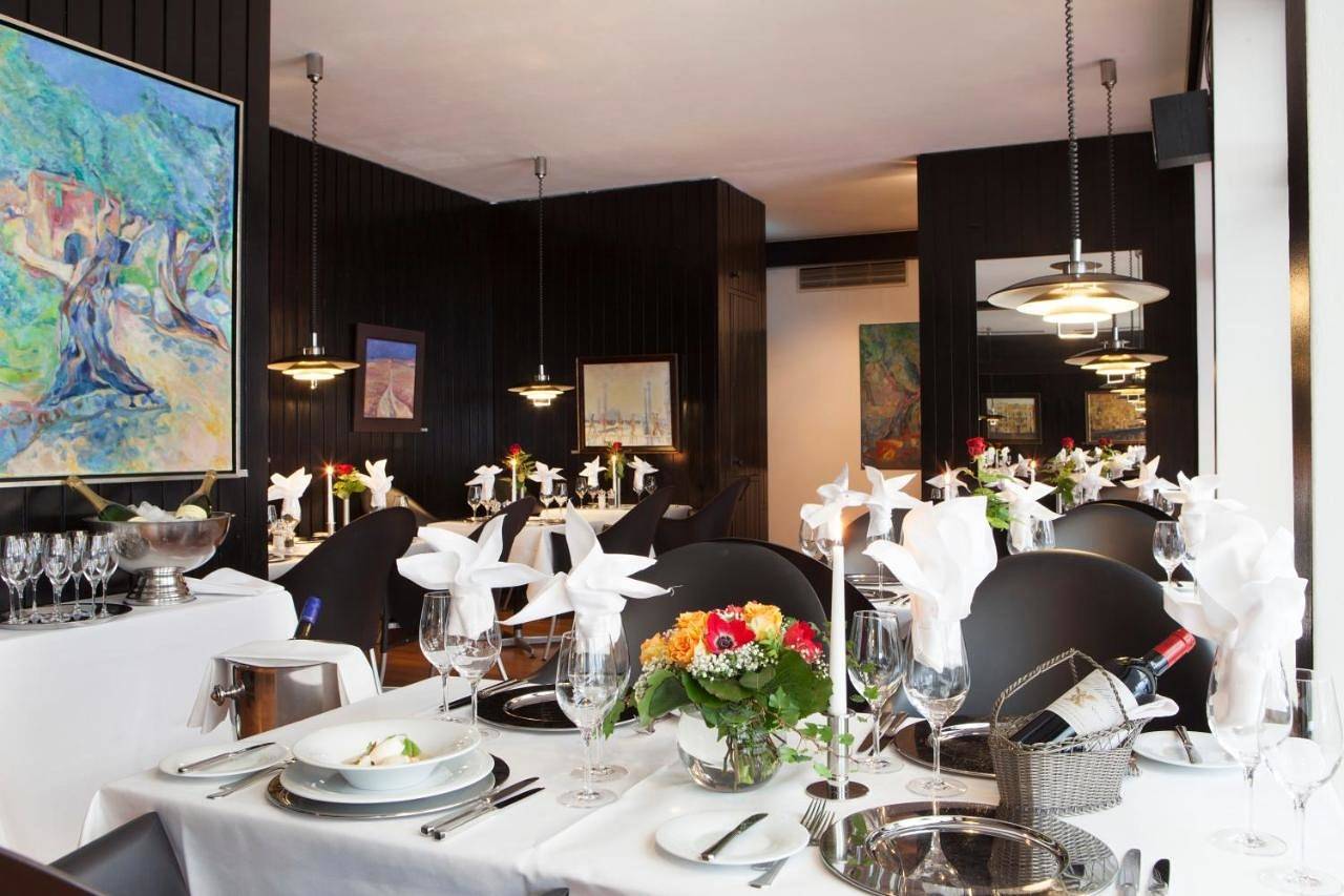Restaurant & Logis Steuerndieb in Buchholz-Kleefeld, Hanovre