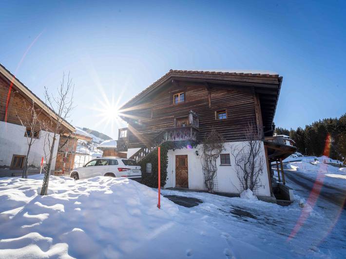 Ferienwohnung für 4 Personen, mit Terrasse in Obersaxen