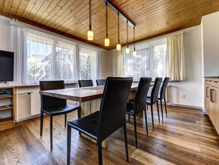 Ferienwohnung für 10 Personen, mit Balkon und Terrasse in Arosa - 3