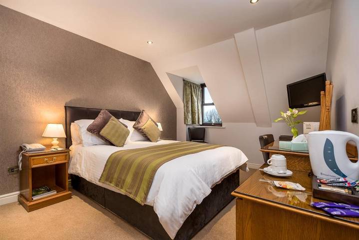 Hôtel pour 2 personnes, avec jardin et piscine dans Îles Anglo-Normandes - 2