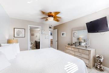 Vacation Apartment for 2 Guests in Okaloosa Island, Emerald Coast, Picture 4