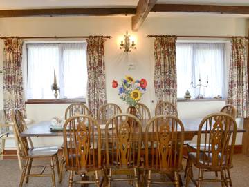 Cottage for 10 People in Colyton, Devon, Photo 3