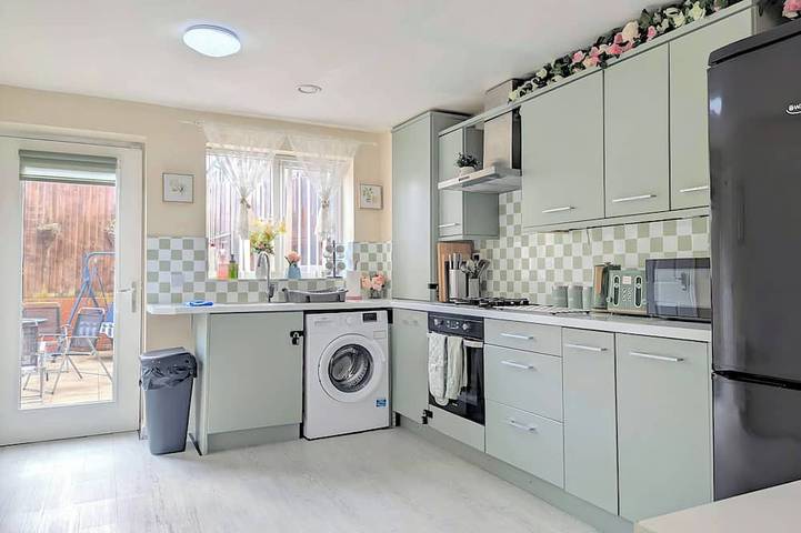 Ferienhaus für 9 Personen, mit Garten in Liverpool