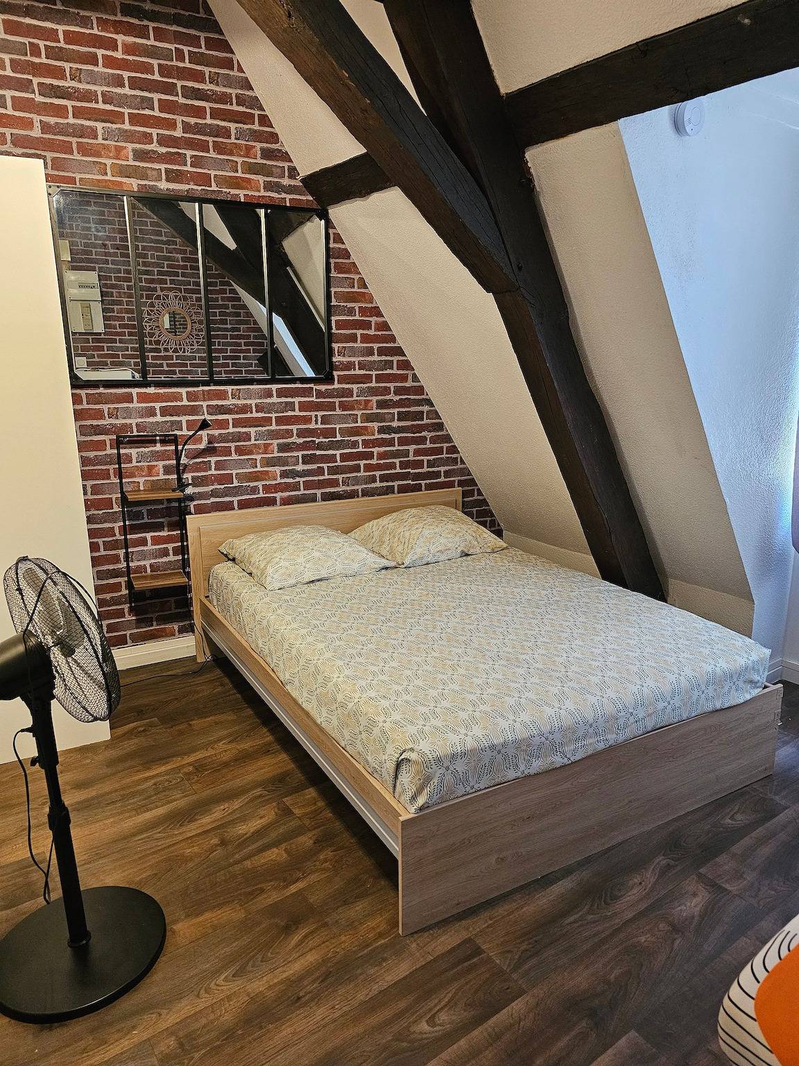 Appartement entier, Studio à 20 minutes à pied de la gare de Montluçon in Montluçon, Région de Montluçon