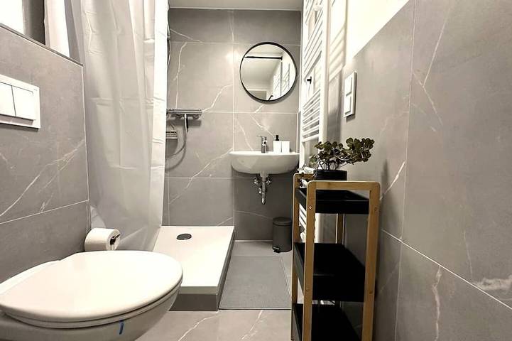 Reihenhaus in Lüneburg für Teams | 5 Schlafzimmer | bis 10 Betten in Lüneburg, Nordheide
