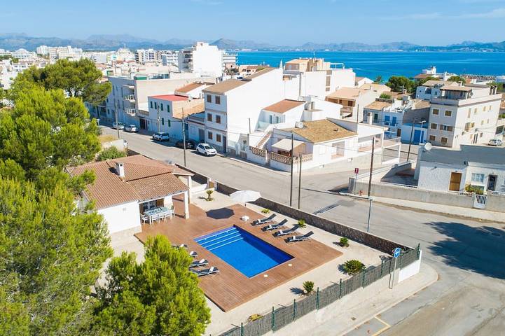 Villa für 8 Personen, mit Garten und Terrasse sowie Pool