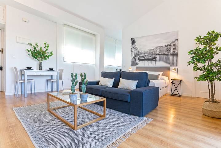 Ferienwohnung für 2 Personen, mit Terrasse in Sevilla - 4