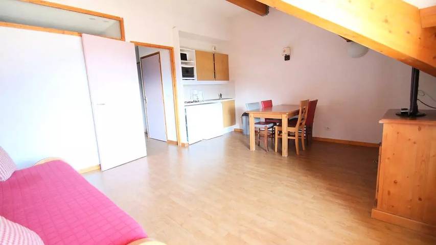 Gîte pour 4 personnes, avec piscine ainsi que balcon et vue à Puy-Saint-Vincent - 3