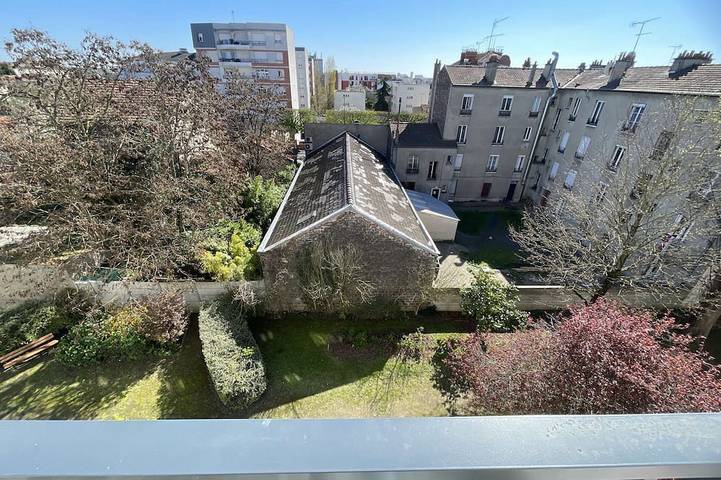 Ganze Wohnung, Le Petit Rosier in Vitry-sur-Seine, 20 minutes from central Paris and Orly airport in Vitry-sur-Seine, Val-de-Marne