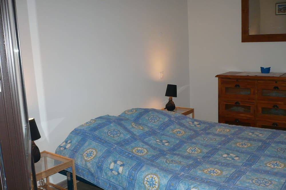 Ferienhaus - 3   Räume - 5/6   Personen in Cap Bénat, Bormes-les-Mimosas