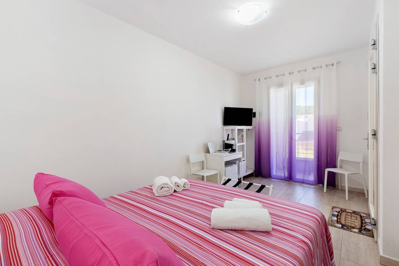 Bed And Breakfast for 2 People in Torre Grande, Oristano