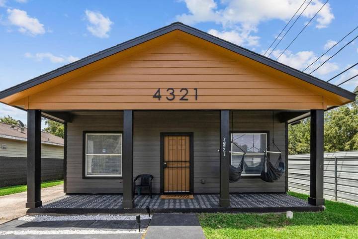 Maison d’hôte pour 7 personnes, avec terrasse, animaux acceptés à Houston