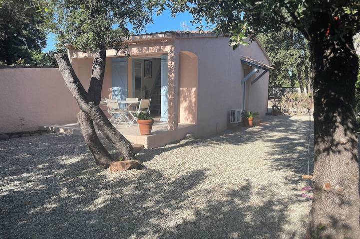 Location de vacances pour 4 personnes, avec jardin, animaux acceptés à Solaro