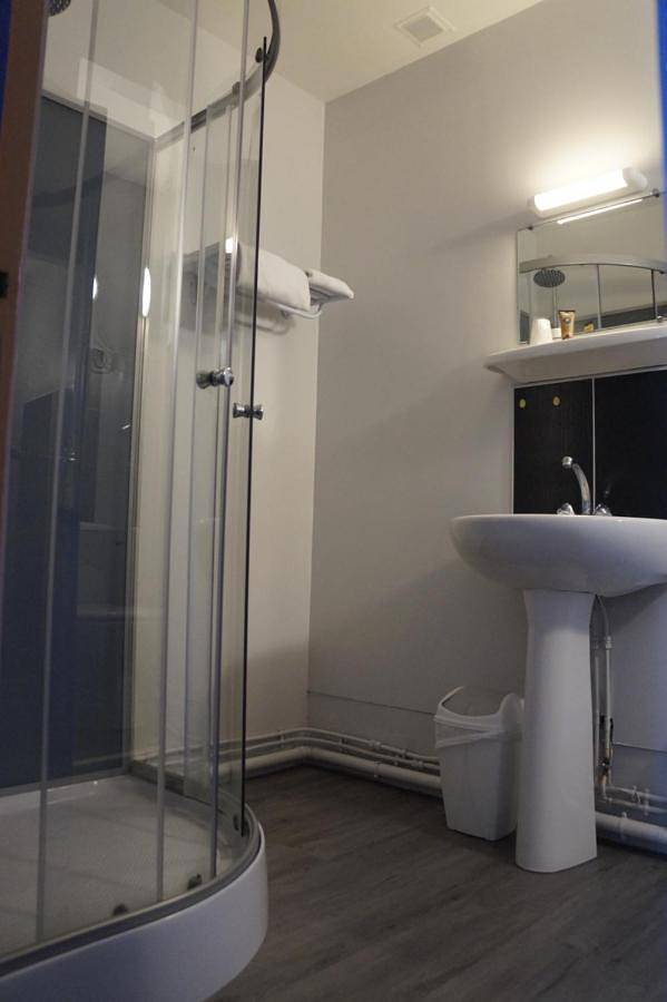 Hôtel pour 4 personnes, avec terrasse, animaux acceptés à Pont-de-Poitte - 4