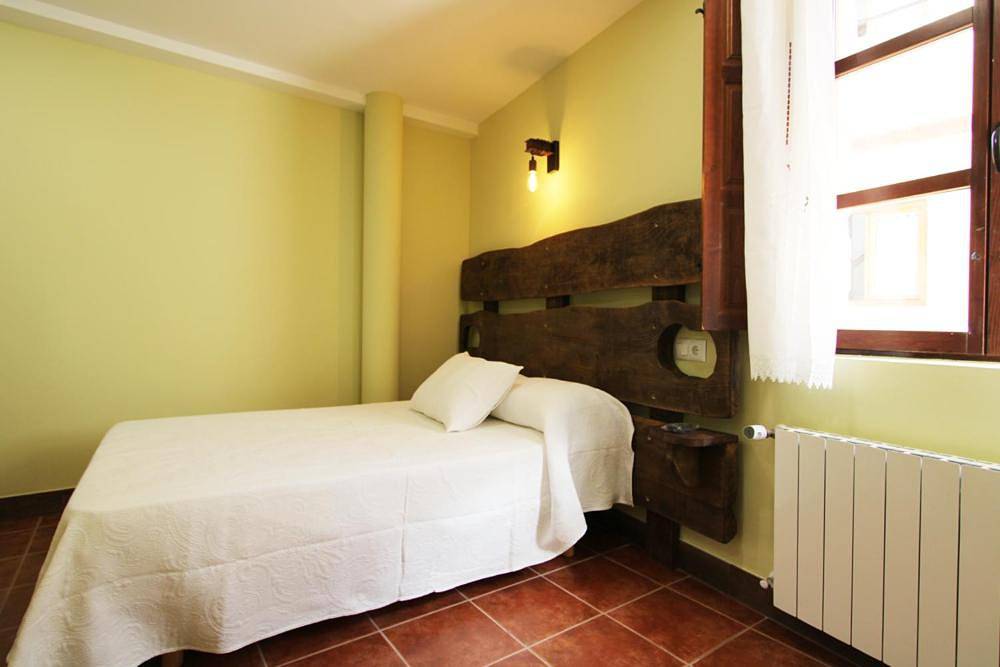 Hotel Rural Frías in Frías, Cordillera Cantábrica