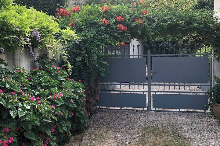 Casa de vacaciones para 8 personas, con terraza y jardín - 1