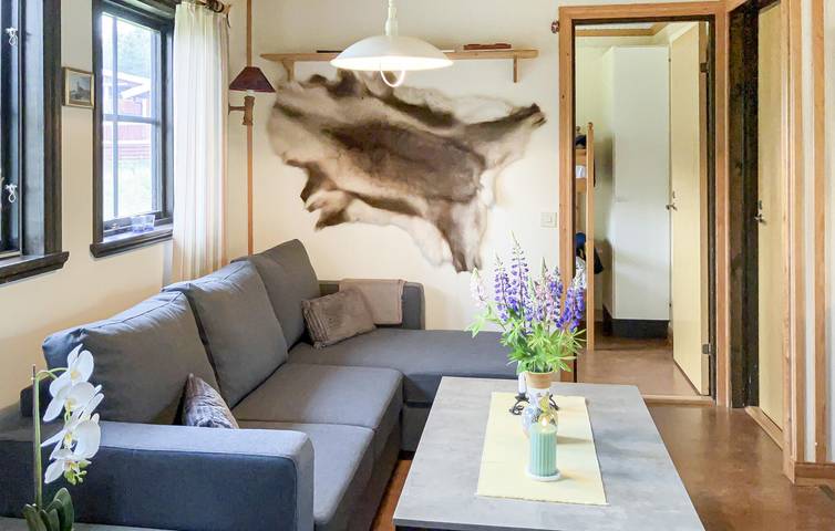 Hus för 5 Personer med trädgård in Värmland