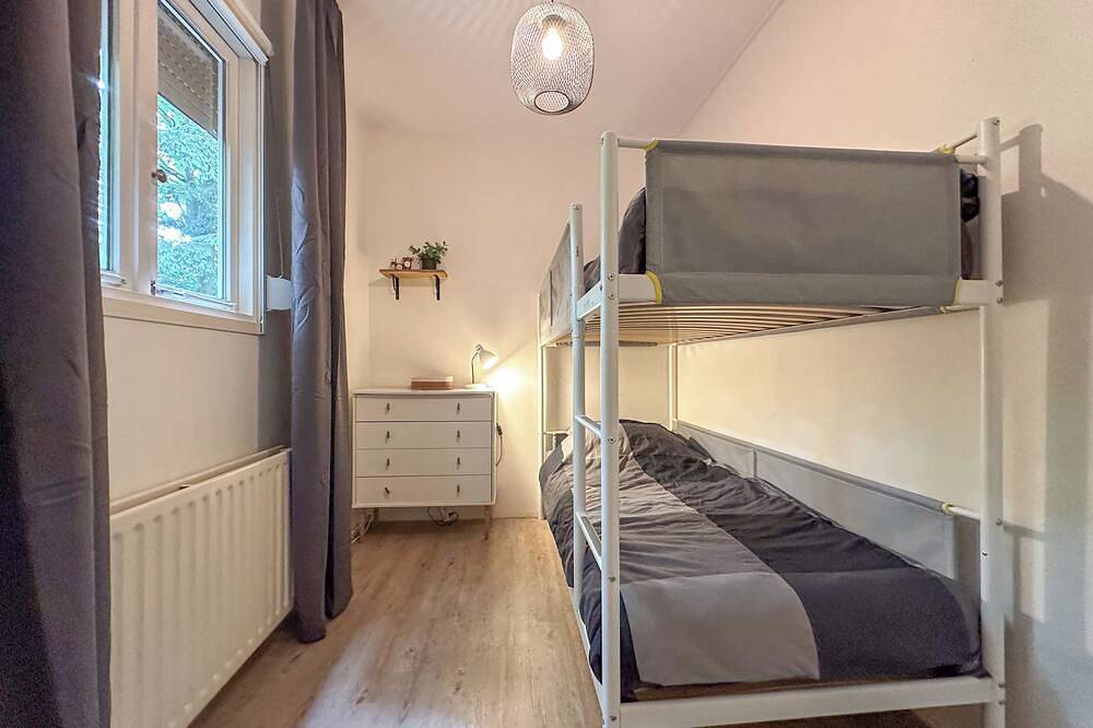 Schönes Haus mit großem Garten im Wald in Haaren, Nordbrabant