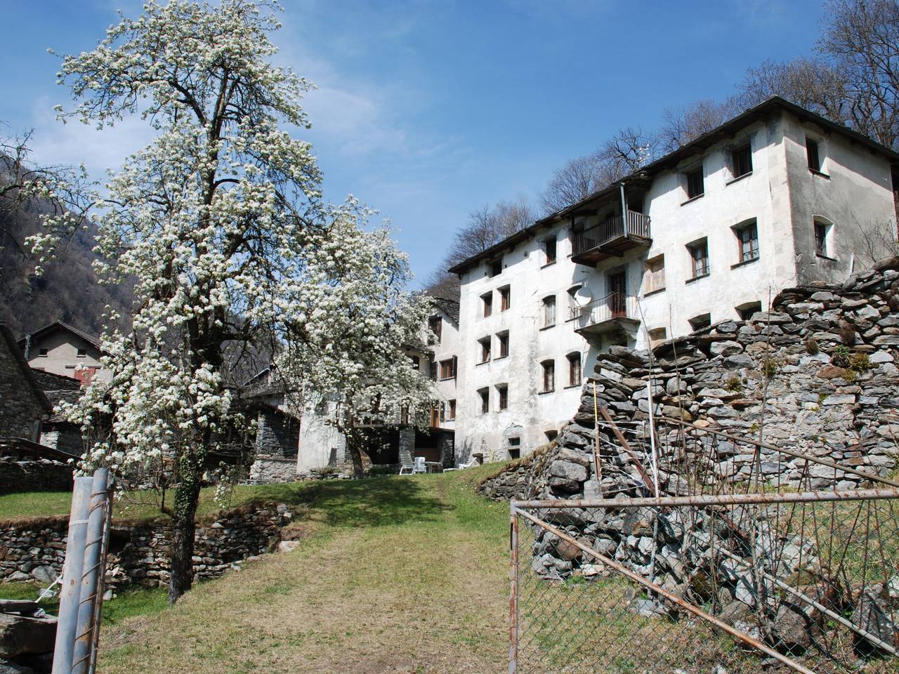Signorile in Lavizzara, Tessiner Alpen