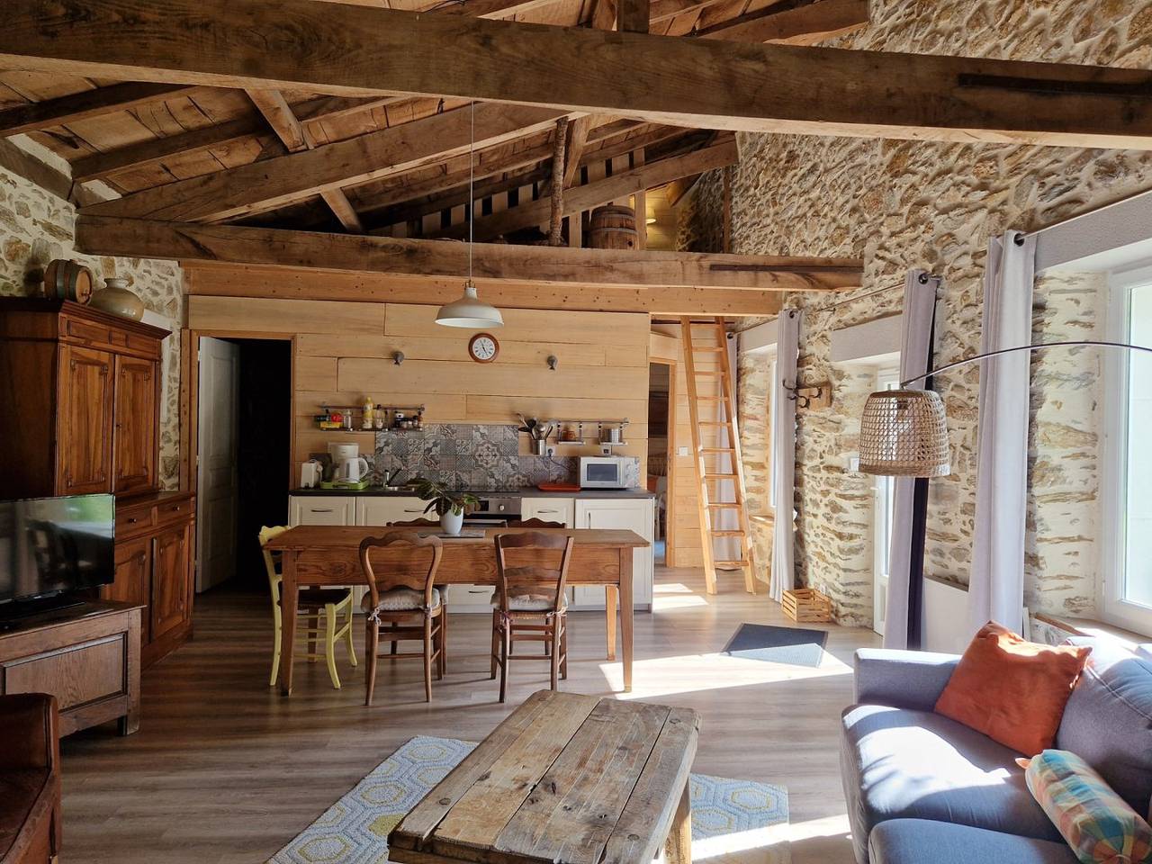 Gite 2 à 4 personnes in Rieupeyroux, Massif central