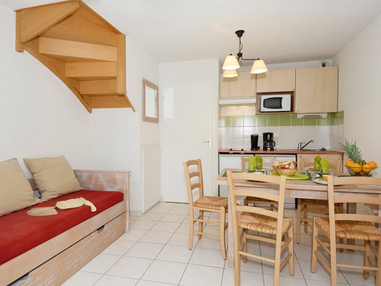 Ganze Wohnung, Ruhiger Rückzugsort mit Pool in Rignac (Aveyron), Zentralmassiv