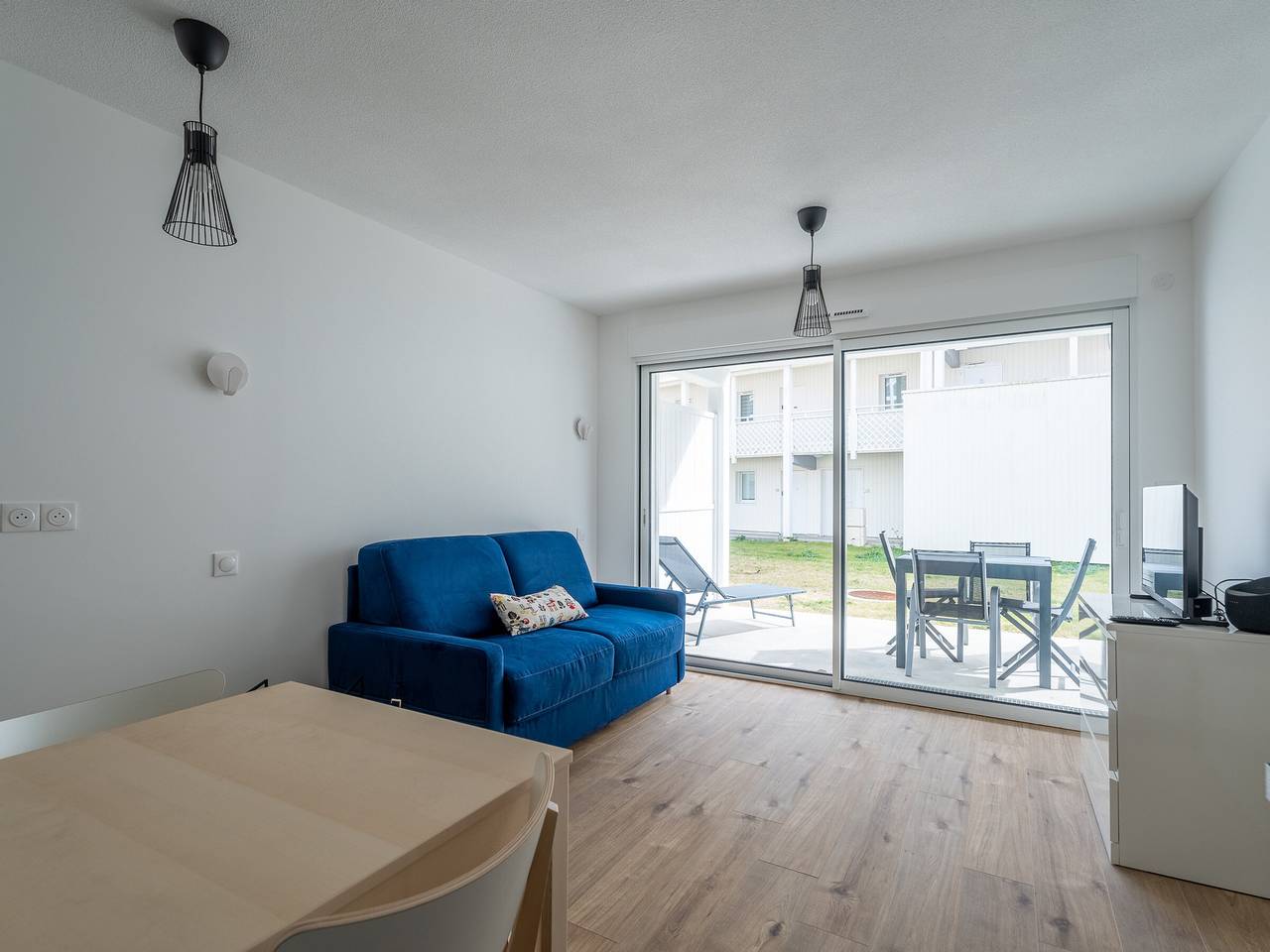 Appartement entier, Appartement Neuf 3* à Mimizan - 100m de l'Océan, Piscine, Clim, Wifi, 4 Pers, Ménage inclus in Mimizan, Côte d’Argent