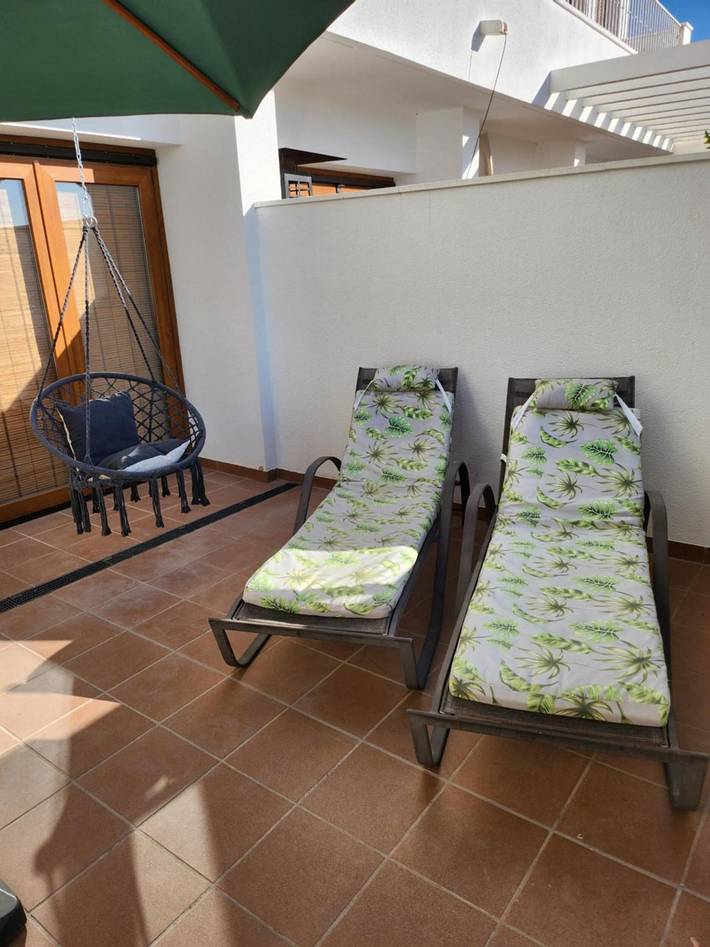 Apartamento entero, Apartamento 'Casa De Panorama' con vistas al lago, Wi-Fi y aire acondicionado in Jeresa, Costa de Valencia