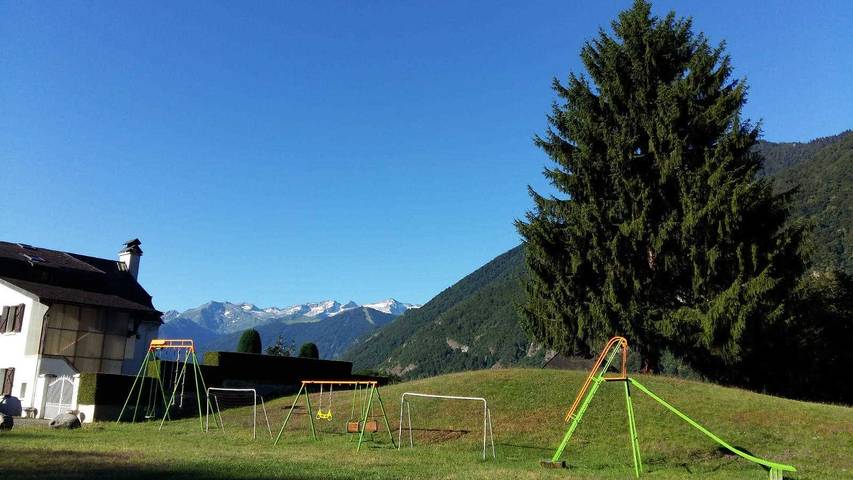 Gîte pour 10 personnes, avec jardin et jacuzzi, animaux acceptés dans Haute-Garonne - 2