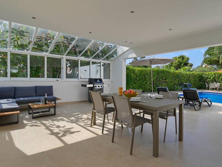 Chalet para 4 personas, con terraza además de jardín y jacuzzi, Se admiten mascotas en Marina Alta - 4