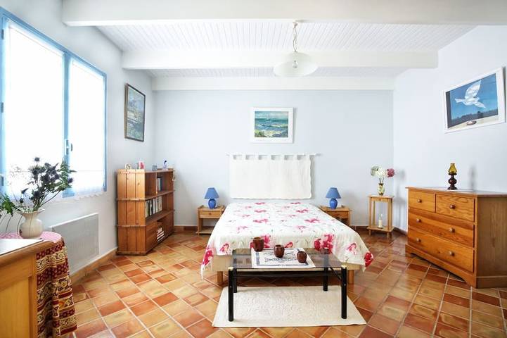Location de vacances pour 6 personnes, avec jardin et terrasse à Saint-Martin-de-Castillon - 2