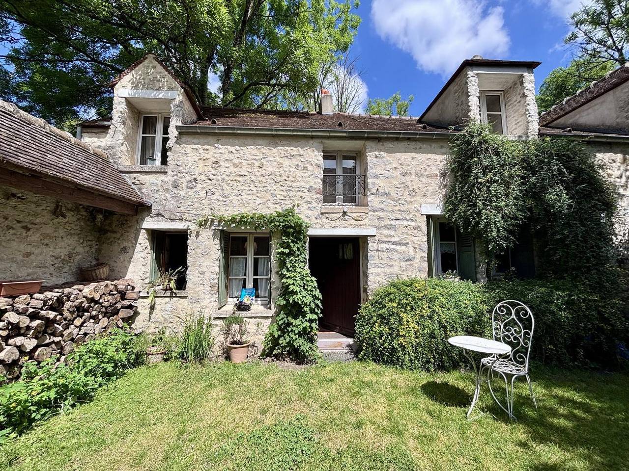 Acogedor B&B con jardín e internet gratuito - A 2 km del centro de Maisse in Buno-Bonnevaux, Parc naturel régional du Gâtinais français