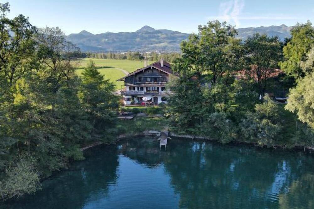 Entire apartment, Ferienwohnung bis 6 Personen in Kiefersfelden, Landkreis Rosenheim