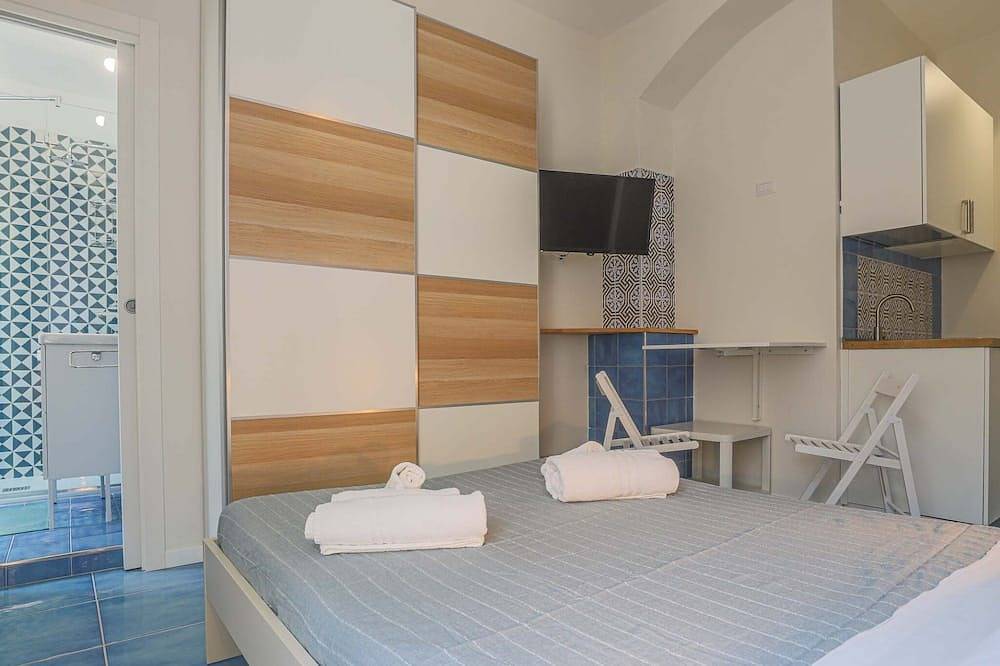 Amami Home - studio in the heart of Salerno in Salerno, Tyrrhenian Coast Campania