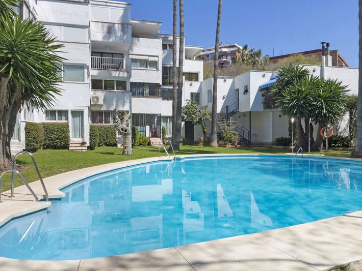 Apartment for 4 people, with Balcony and Garden in Marbella Centre