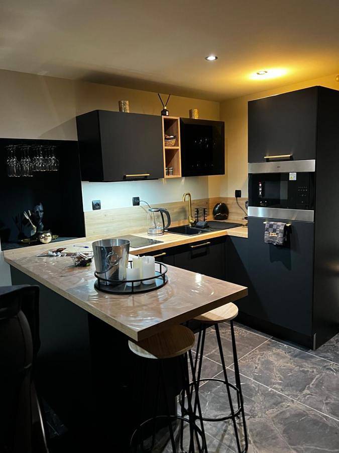 Appartement entier, One-Bedroom Apartment in Charmes, Région d'Épinal