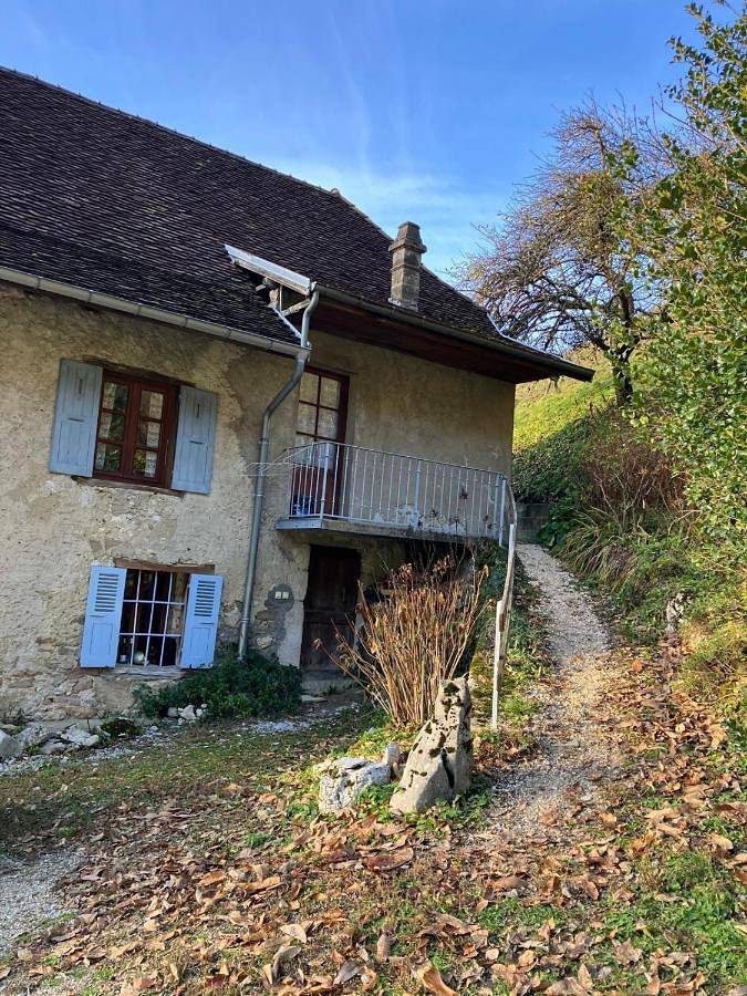 Gîte pour 6 personnes, avec vue et jardin, animaux acceptés à Aiguebelette-le-Lac - 2