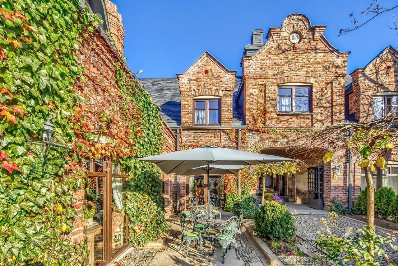 Folwark Białych Bocianów in Mazowsze