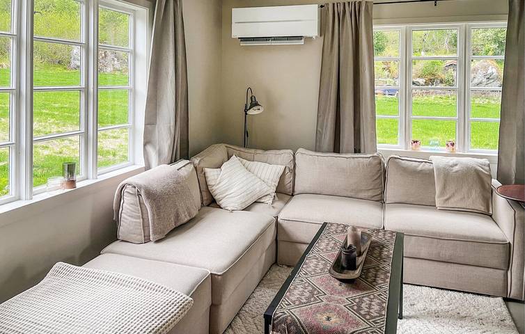Ferienhaus für 9 Personen mit Garten in Nesset, Nördliches Fjordnorwegen
