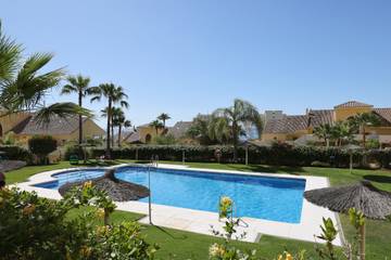 Apartment for 4 People in Puerto Deportivo de Estepona, Estepona, Photo 3