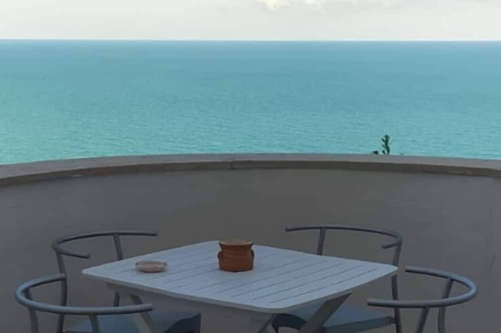 Terrasse mit bestem Strandblick in Apulien - Perfekter Ort für Familien in Marina di Peschici (Peschici), Peschici und Umgebung
