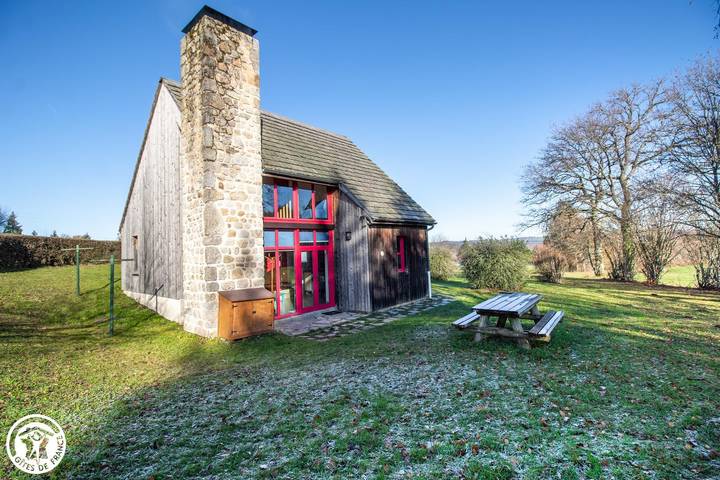 Gîte pour 4 personnes, avec Terrasse ainsi que Jardin et Vue